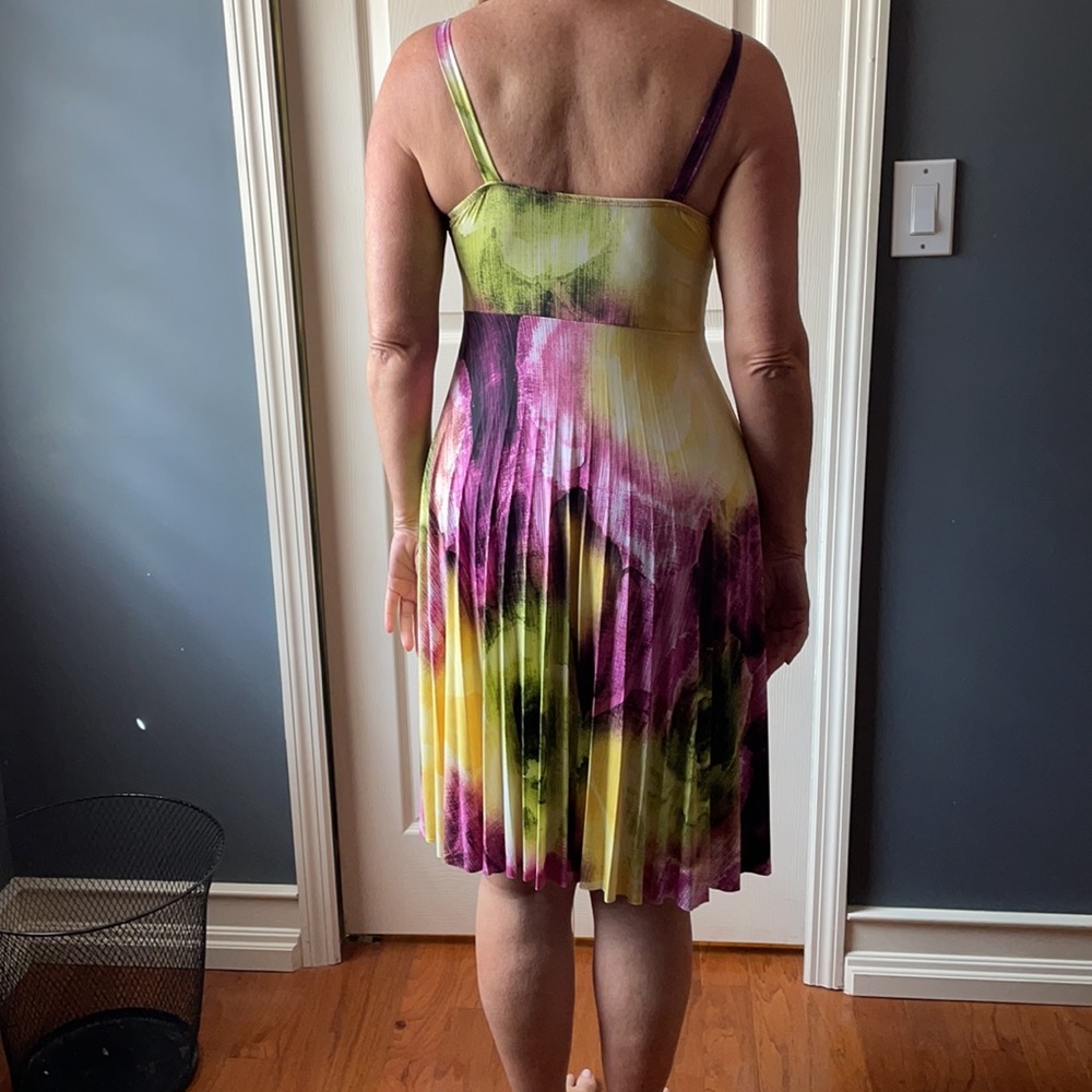 Dress - Picture 2 of 2